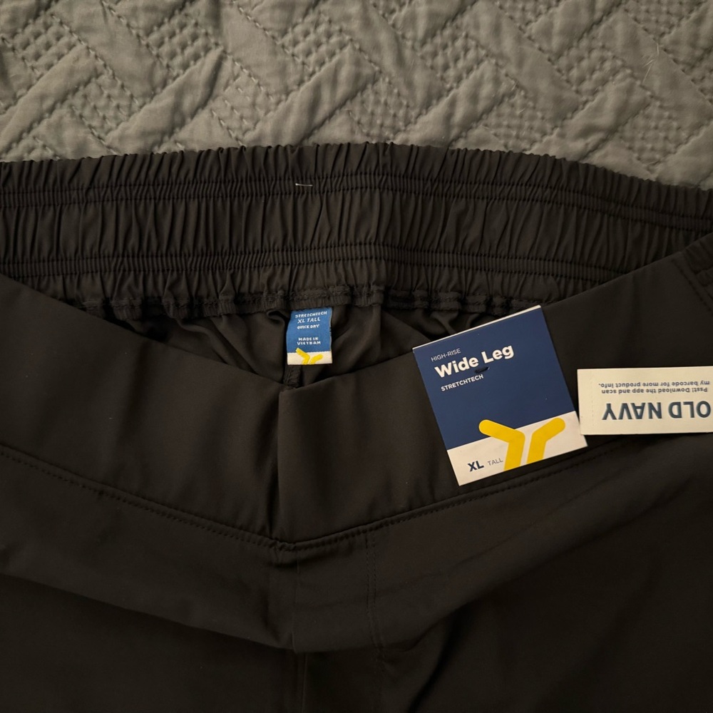 Old Navy Black wide leg pants